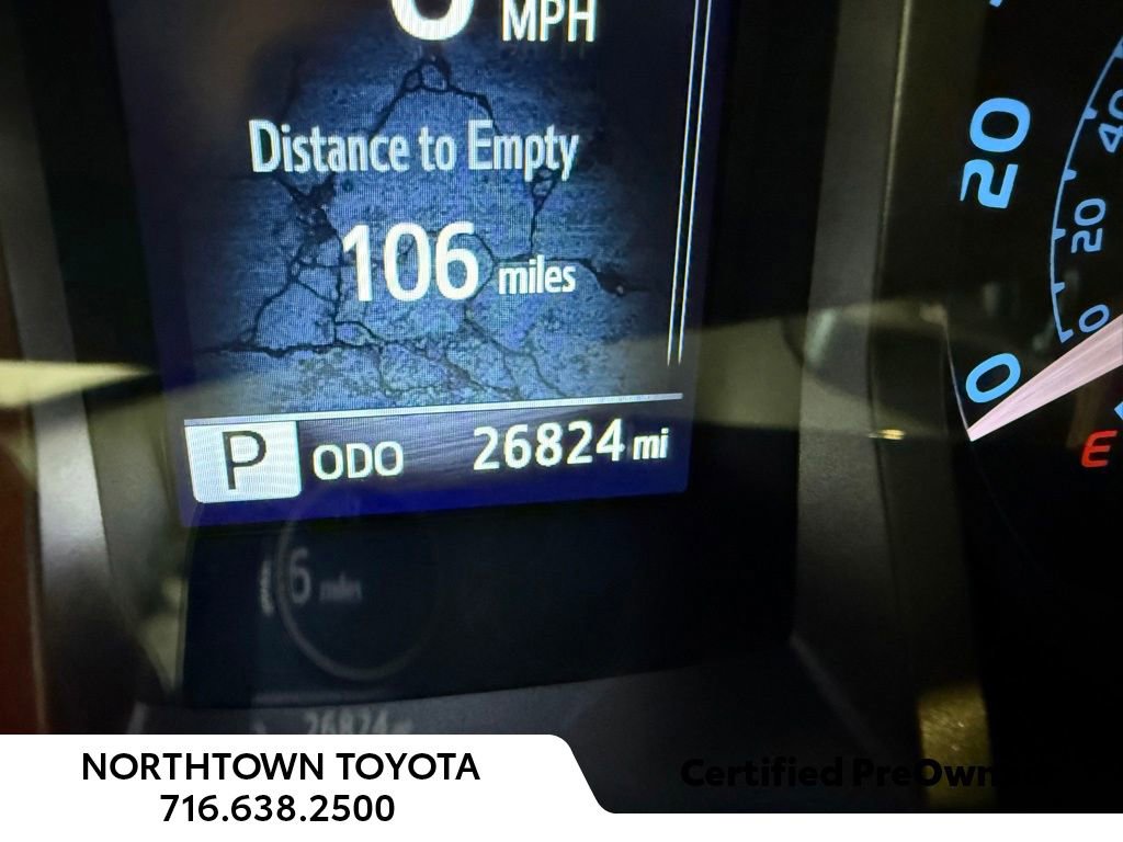Used 2023 Toyota Tacoma SR5 AWD/4WD image 9