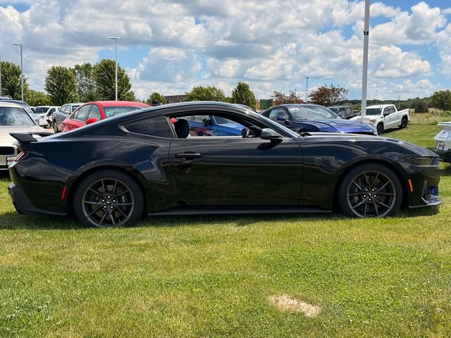 Used 2024 Ford Mustang Dark Horse RWD image 2