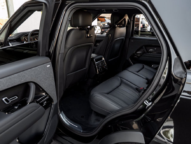 New 2026 Land Rover Range Rover Sport Dynamic SE AWD/4WD image 25