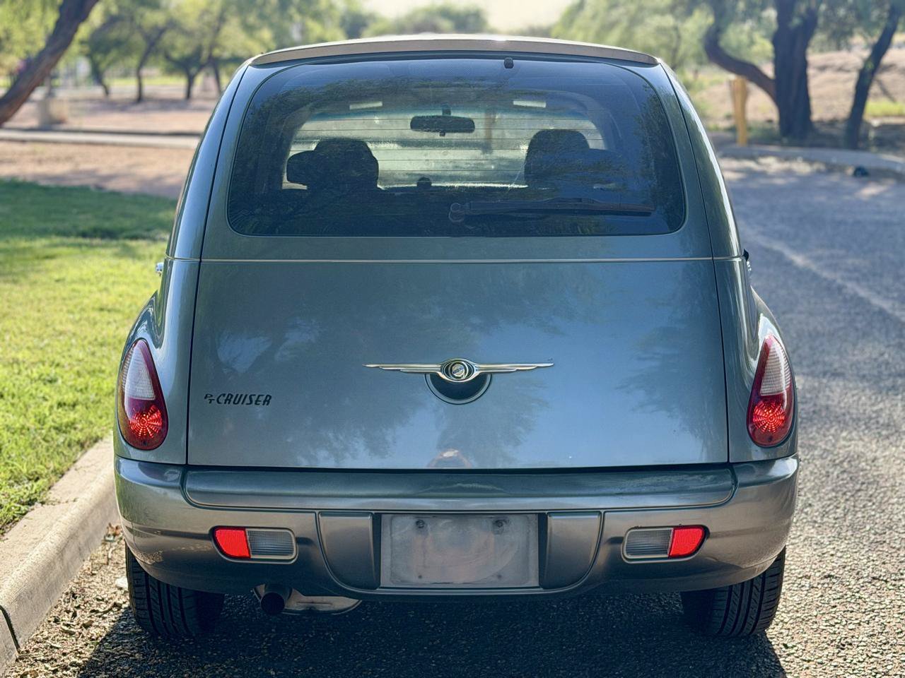 Used 2009 Chrysler PT Cruiser FWD image 4