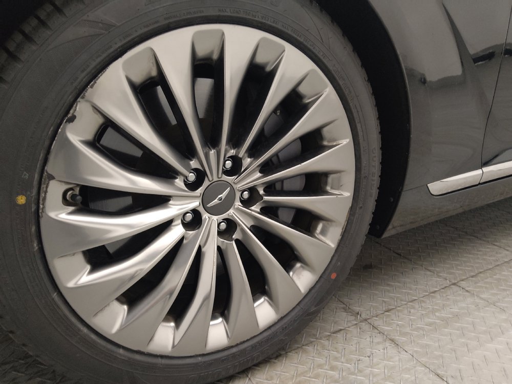 Used 2017 Genesis G90 5.0 Ultimate RWD image 31