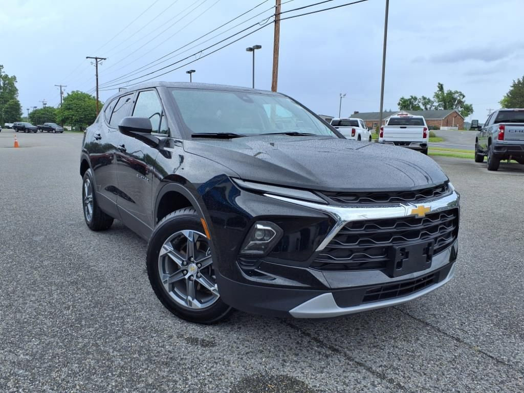 Used 2023 Chevrolet Blazer LT image 33