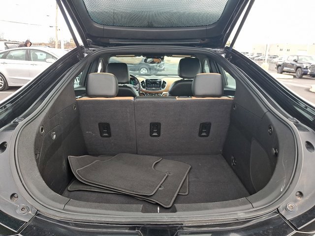 Used 2017 Chevrolet Volt Premier w/ Driver Confidence II Package image 28