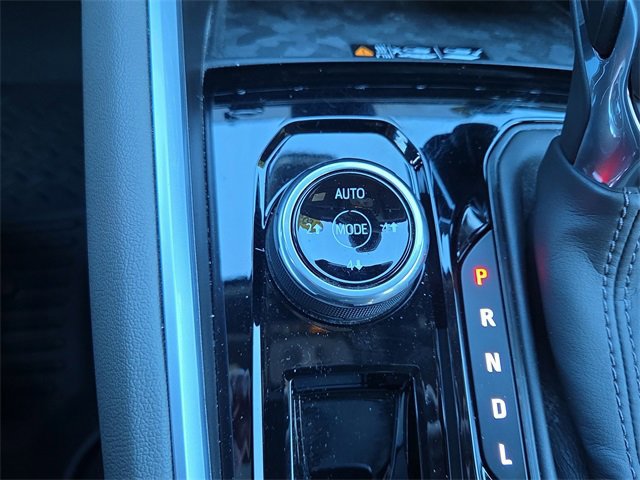 Used 2023 Chevrolet Colorado ZR2 w/ ZR2 Convenience Package III image 23