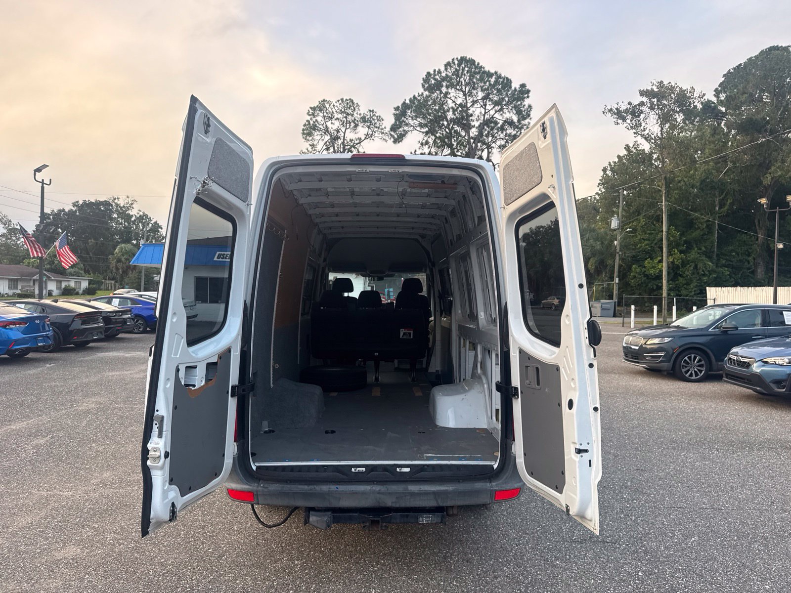Used 2012 Mercedes-Benz Sprinter 3500 image 9