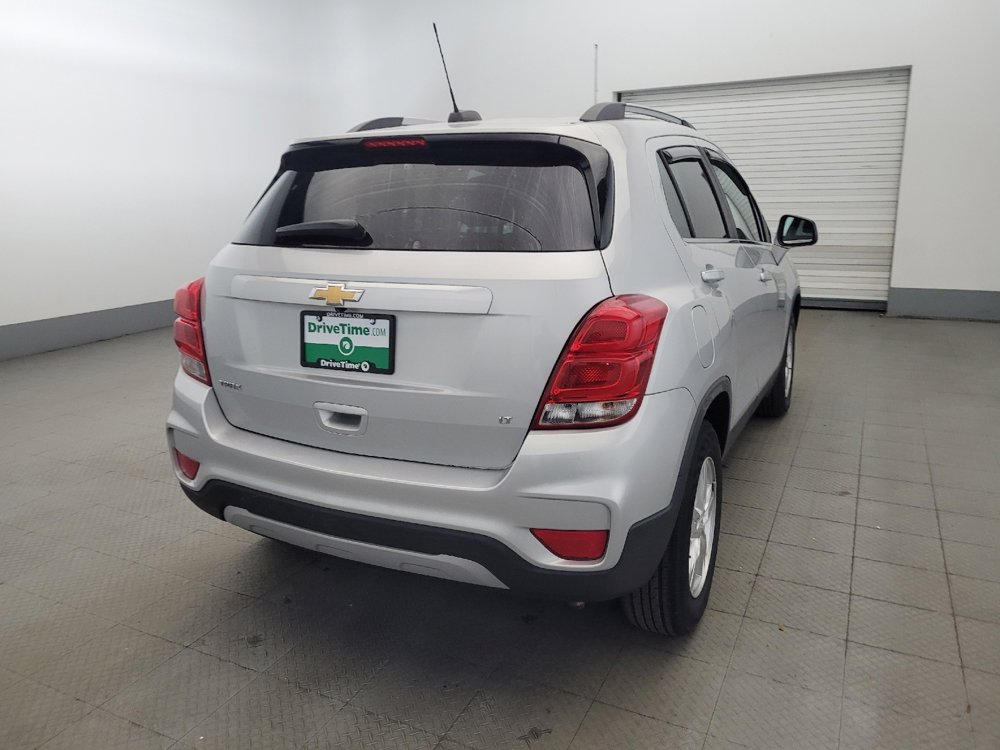 Used 2019 Chevrolet Trax LT w/ LT Convenience Package FWD image 7