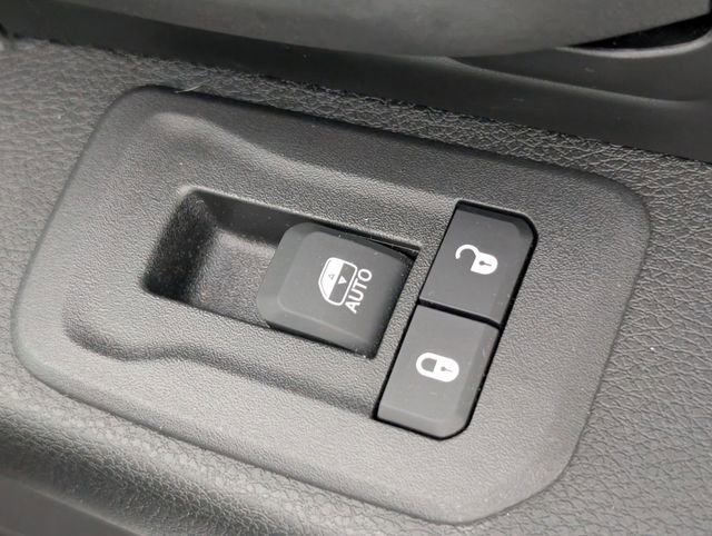 Used 2025 RAM 2500 Tradesman AWD/4WD image 32