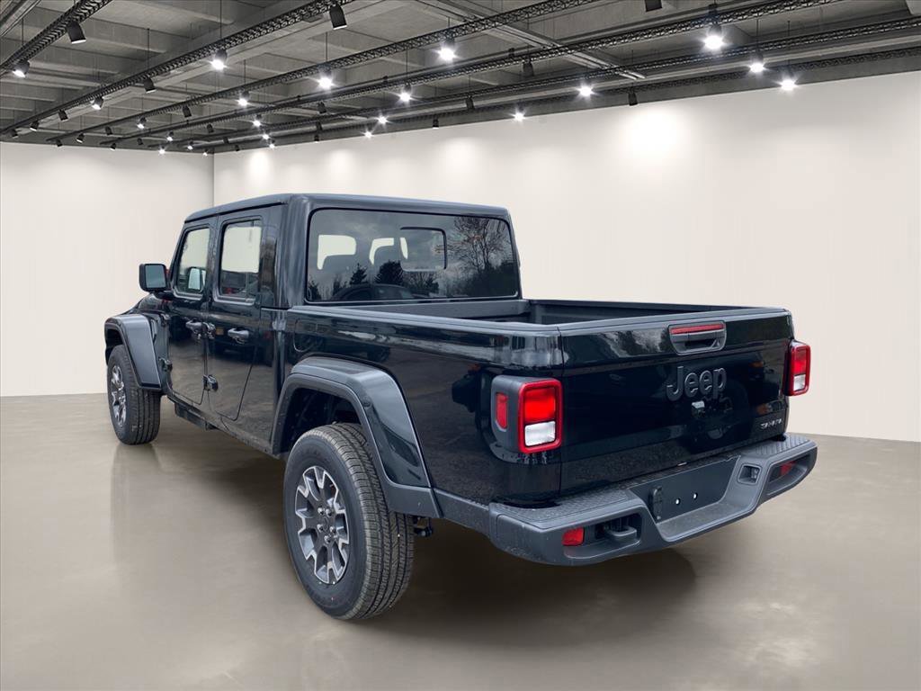 New 2026 Jeep Gladiator Sport AWD/4WD image 3