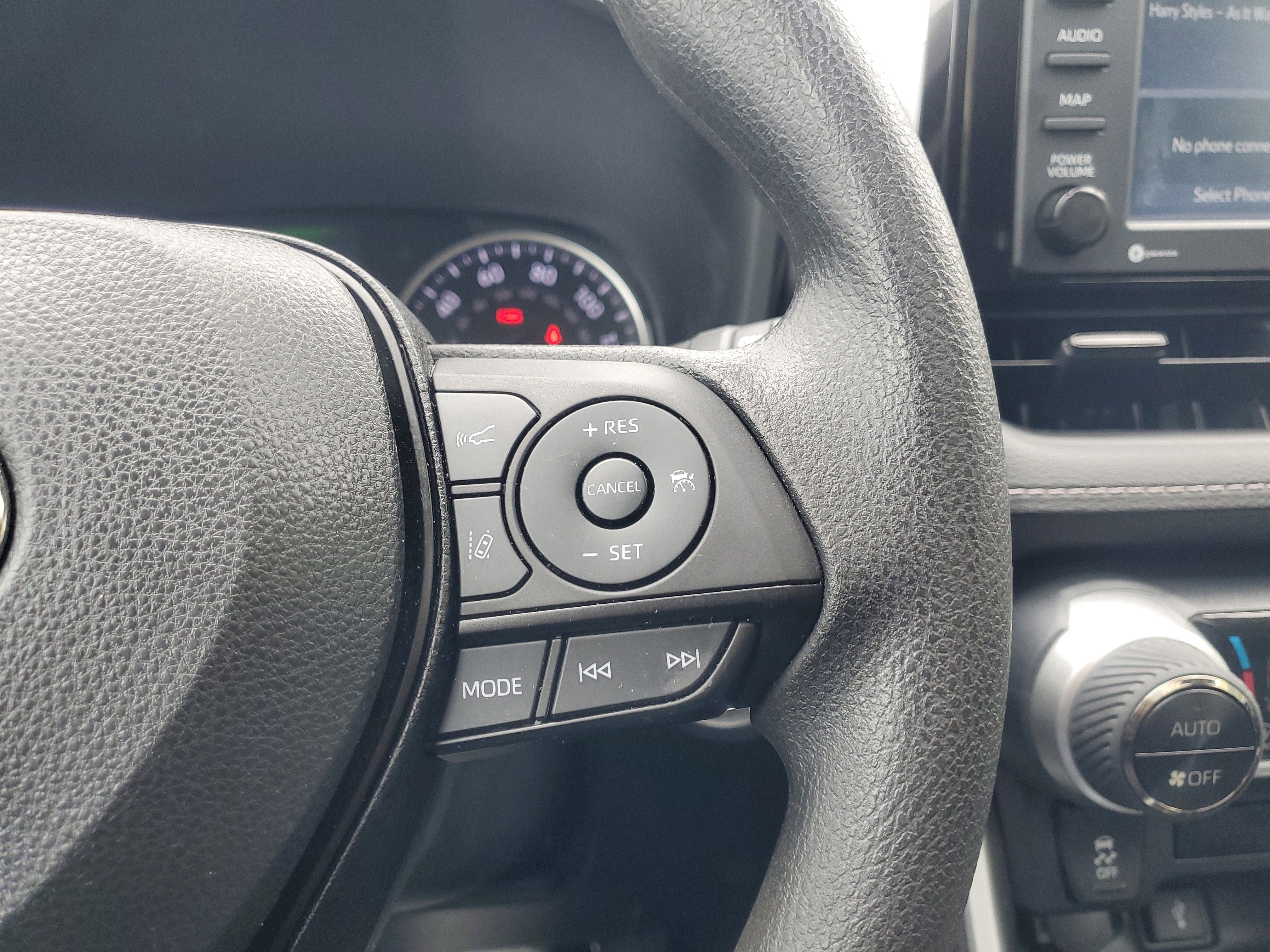 Certified 2022 Toyota RAV4 XLE w/ Convenience Package image 24