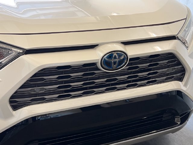 Used 2019 Toyota RAV4 XSE AWD/4WD image 15