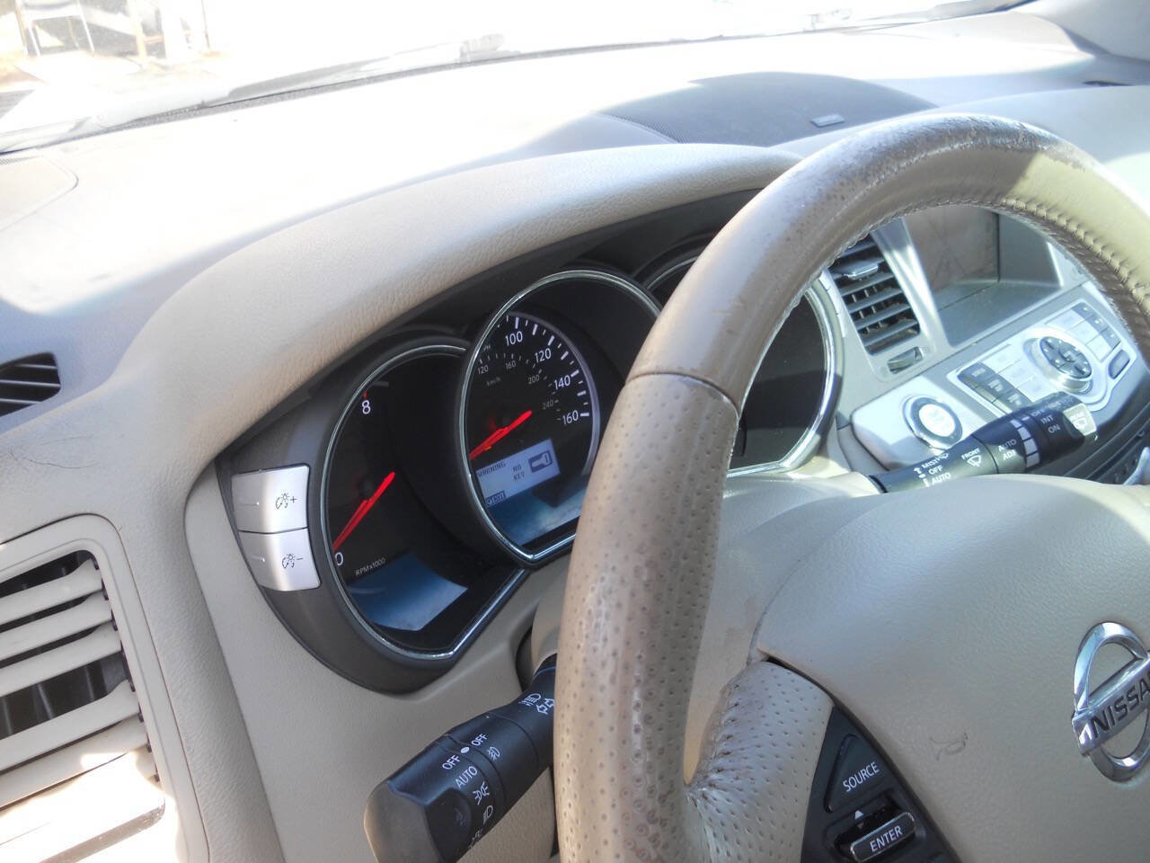 Used 2011 Nissan Murano SL w/ Navigation Pkg image 12