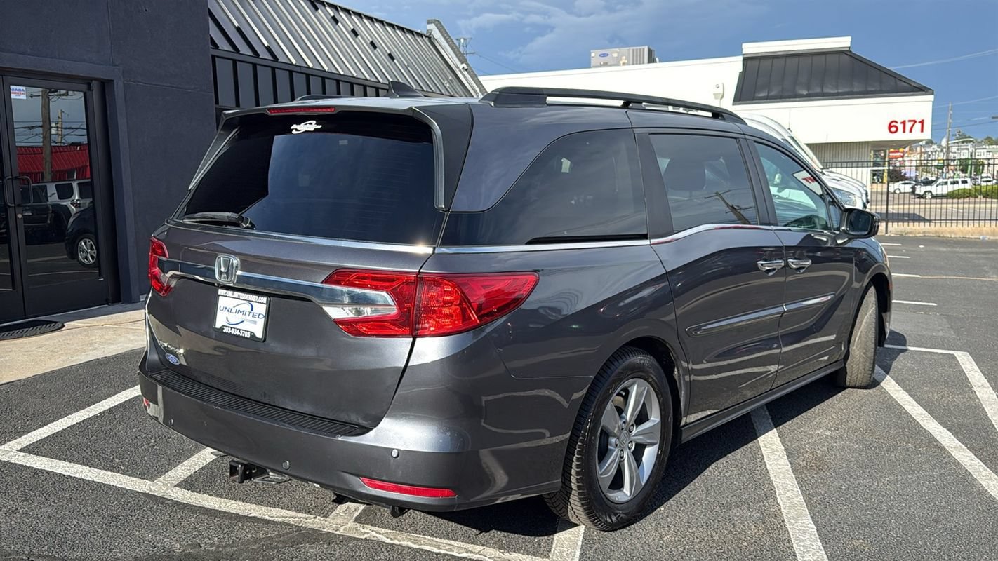 Used 2018 Honda Odyssey EX image 3
