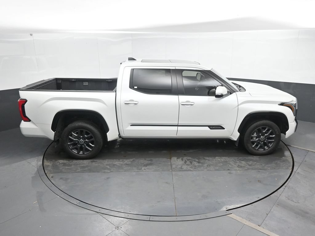 Used 2024 Toyota Tundra Platinum AWD/4WD image 31
