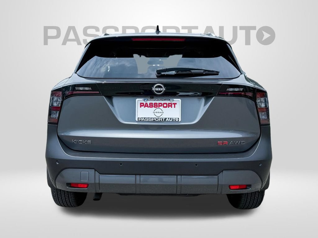 Certified 2025 Nissan Kicks SR w/ SR Premium Package AWD/4WD image 7