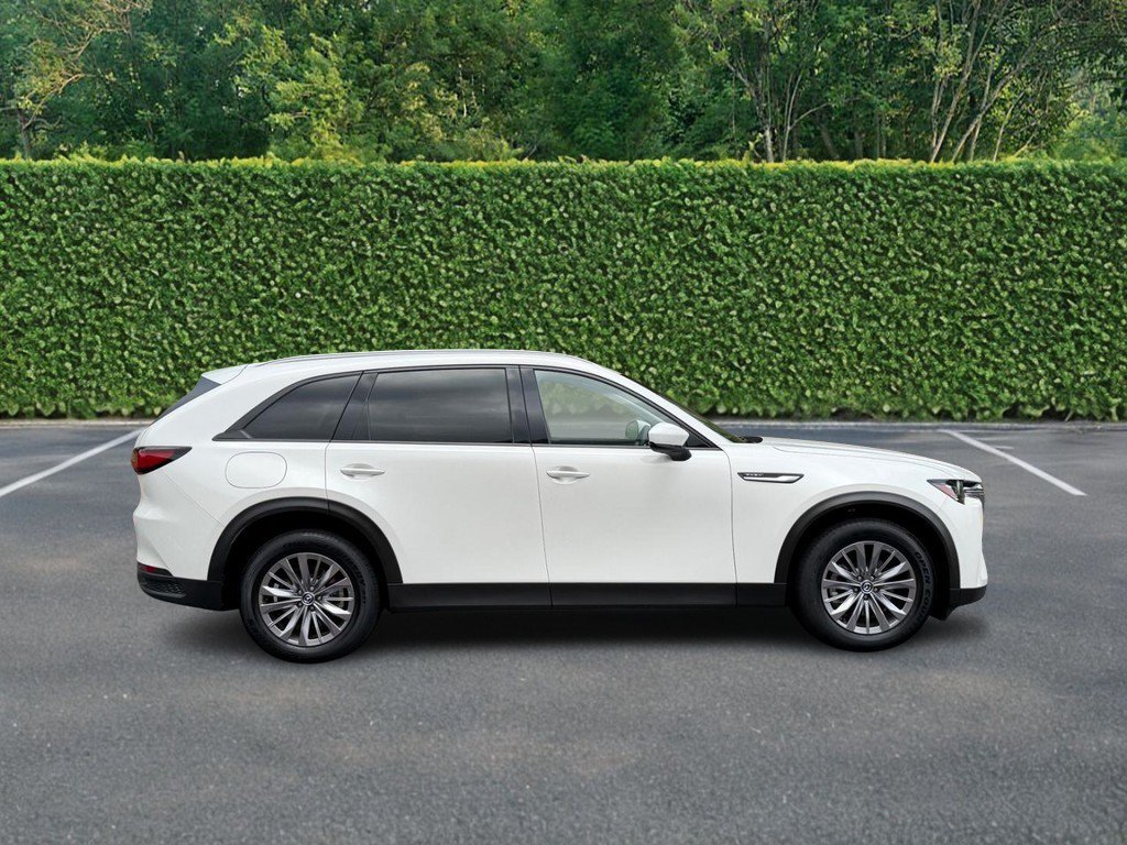 Used 2025 MAZDA CX-90 Plug-In Hybrid w/ Preferred AWD/4WD image 2