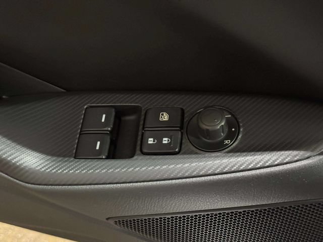 Used 2017 MAZDA MX-5 Miata Sport RWD image 16