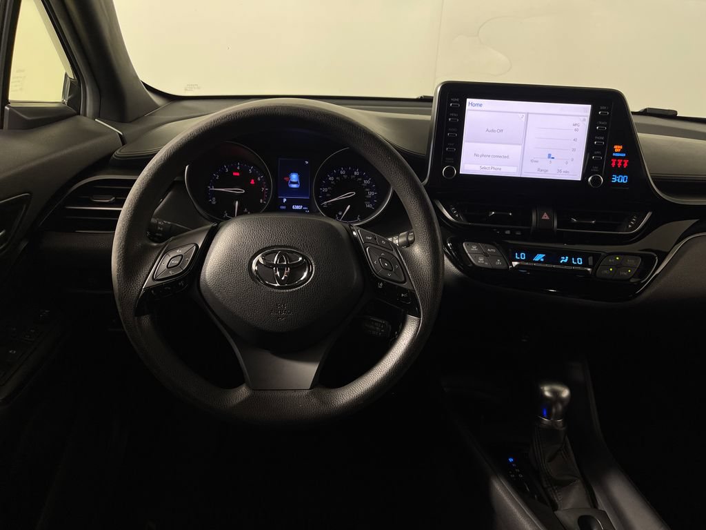 Used 2019 Toyota C-HR LE FWD image 15