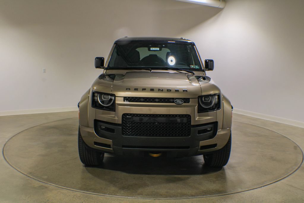 New 2026 Land Rover Defender 110 AWD/4WD image 2