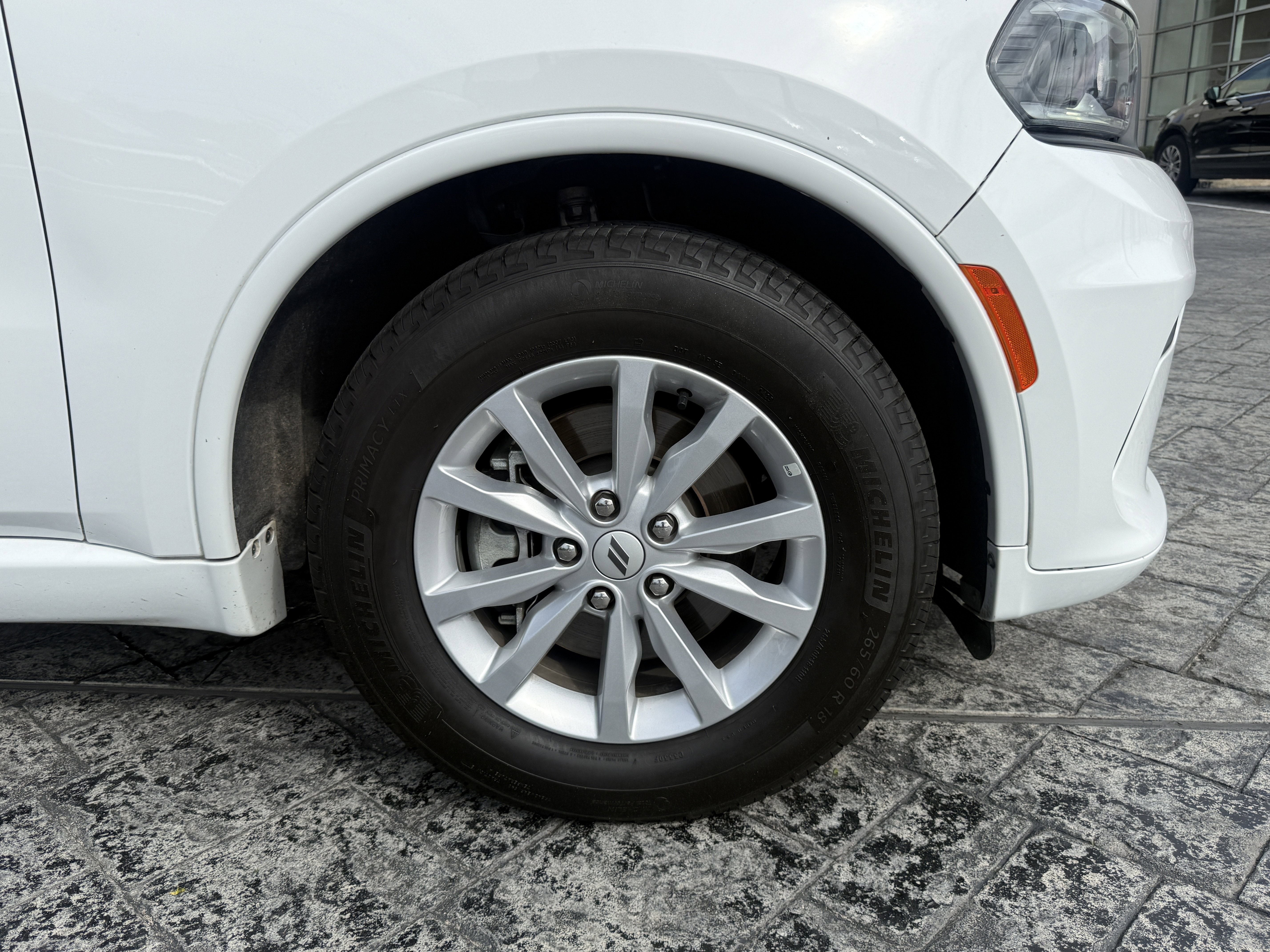 Used 2025 Dodge Durango GT image 9