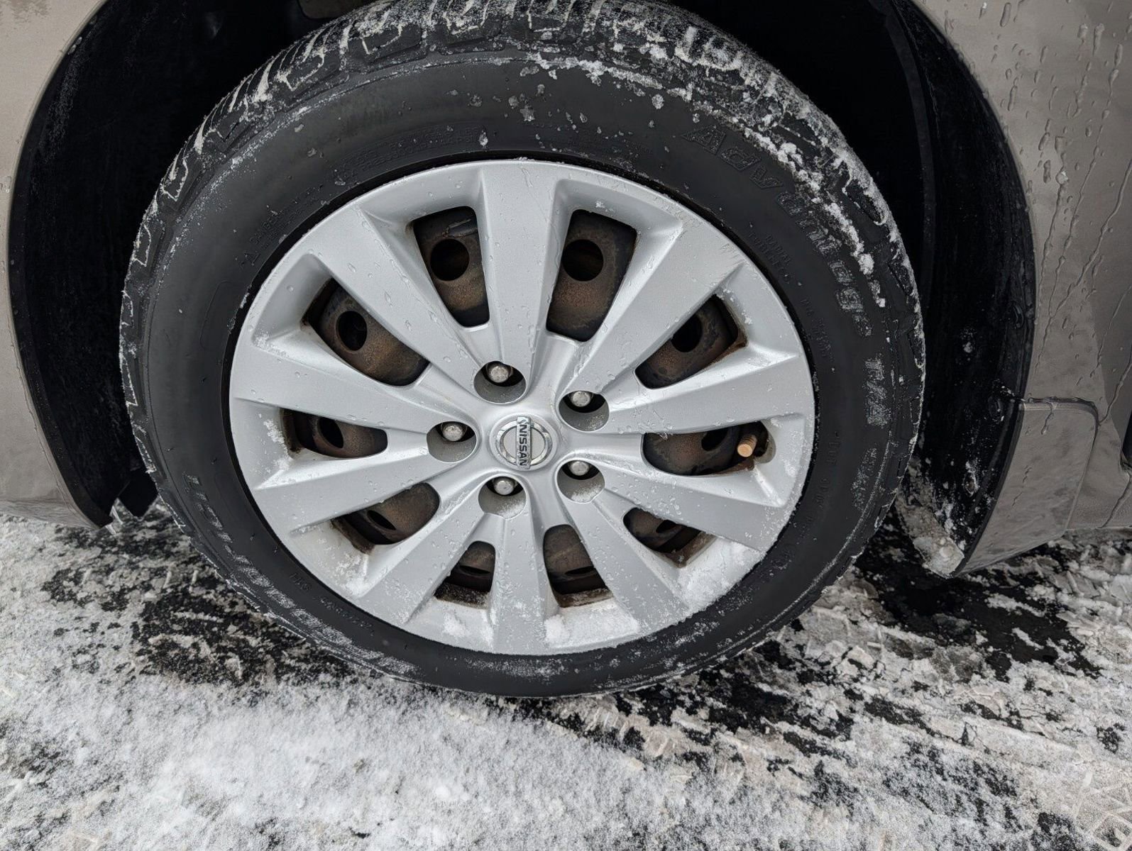 Used 2017 Nissan Sentra SV image 25