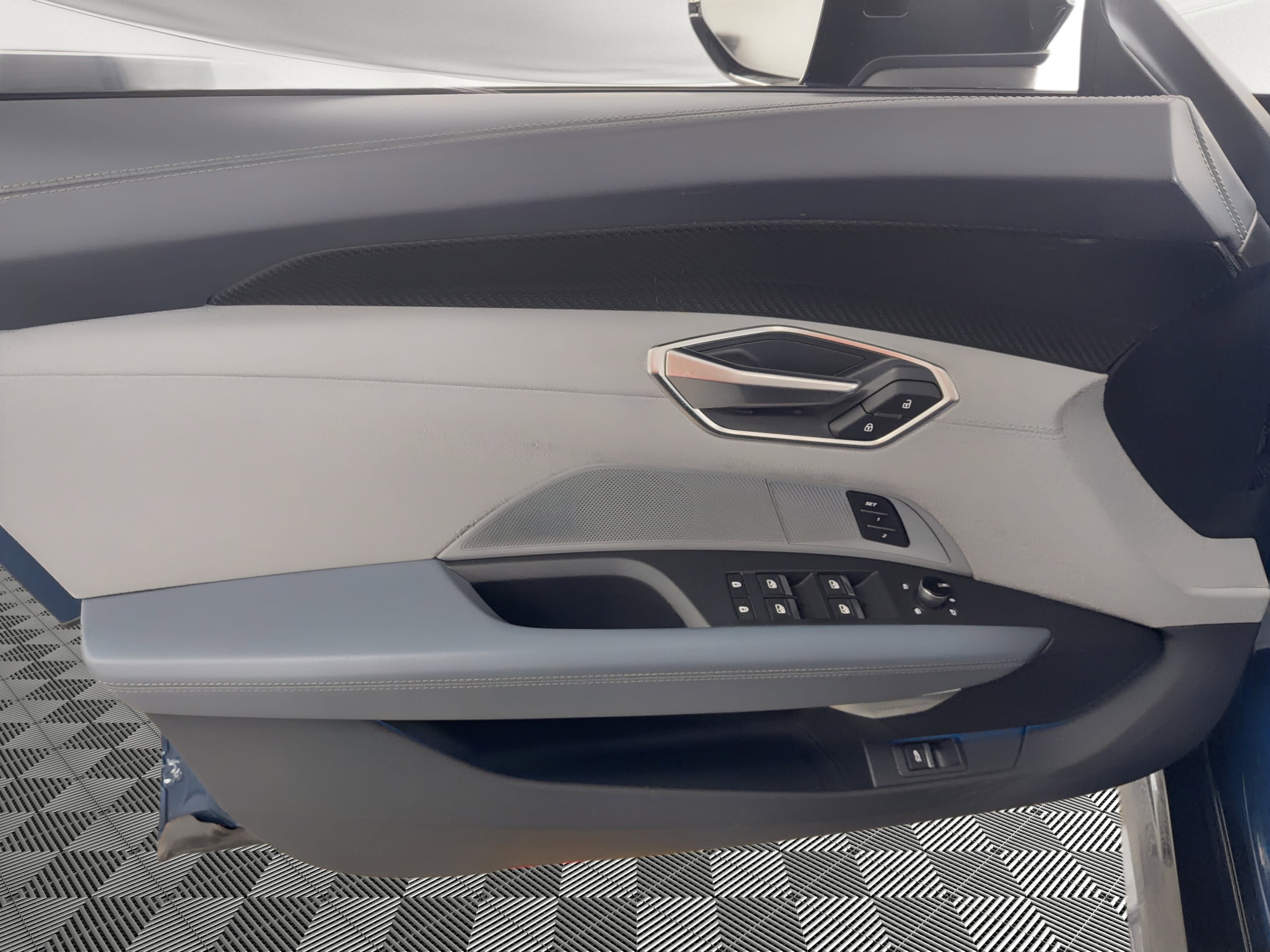 Used 2022 Audi e-tron GT Prestige w/ Prestige Package image 14