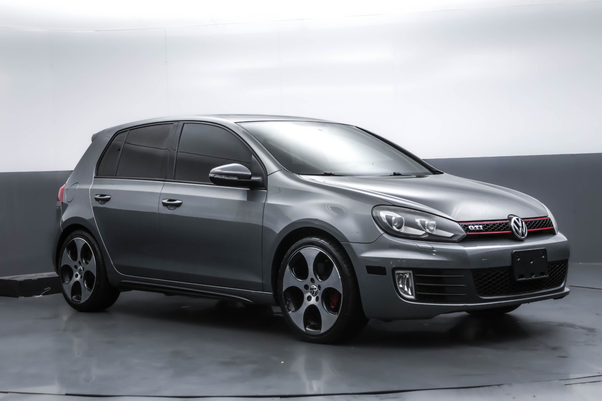 Used 2011 Volkswagen GTI Autobahn image 4