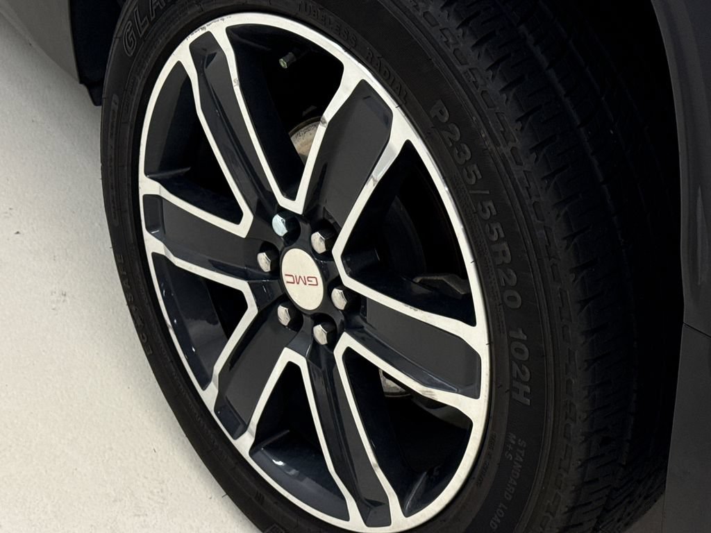 Used 2021 GMC Acadia SLT w/ Premium Package FWD image 10