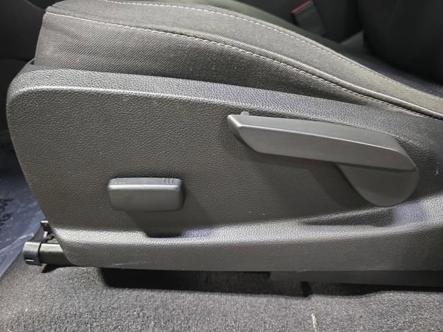 Used 2019 Chevrolet Colorado LT AWD/4WD image 27