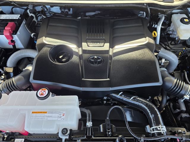 Certified 2025 Toyota Tundra Limited w/ Power Package image 22