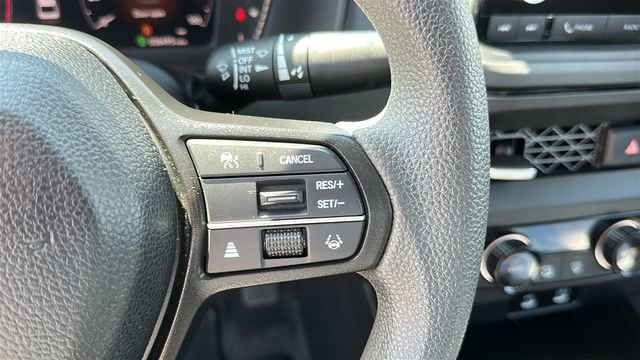 Used 2025 Honda Accord SE image 14