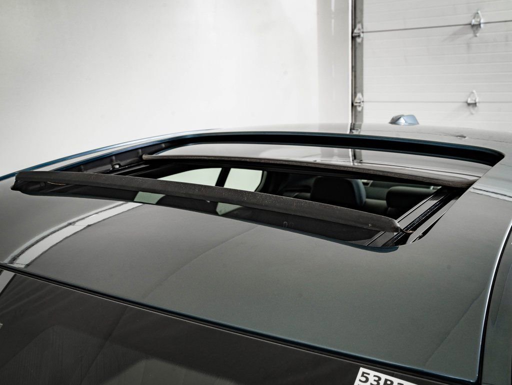 Certified 2025 BMW 330i xDrive Sedan image 14