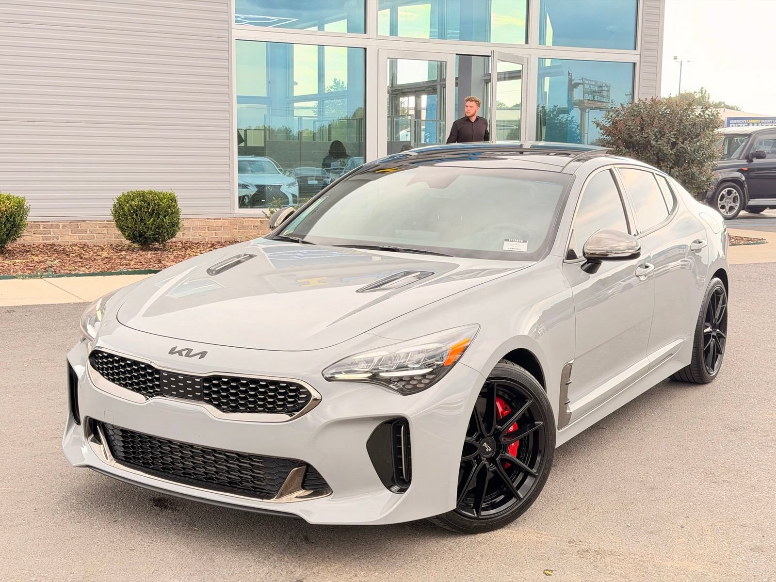 Used 2022 Kia Stinger GT1 w/ Red Interior Color Package RWD image 7