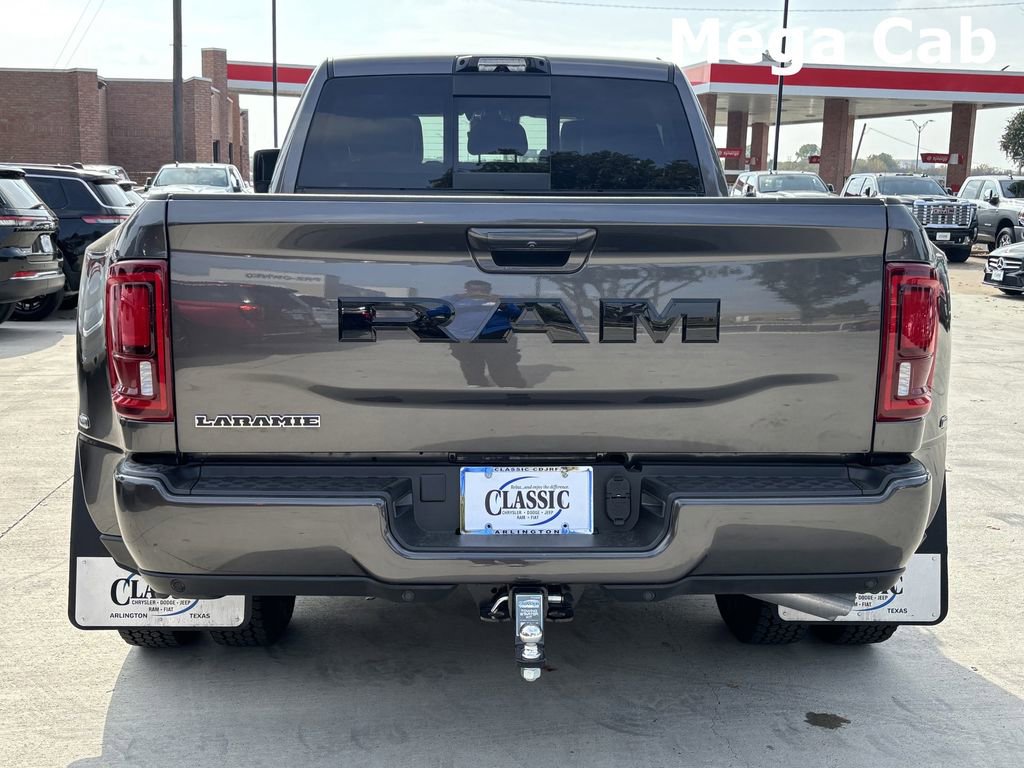 Used 2025 RAM 3500 Laramie w/ Sport Appearance Package image 5