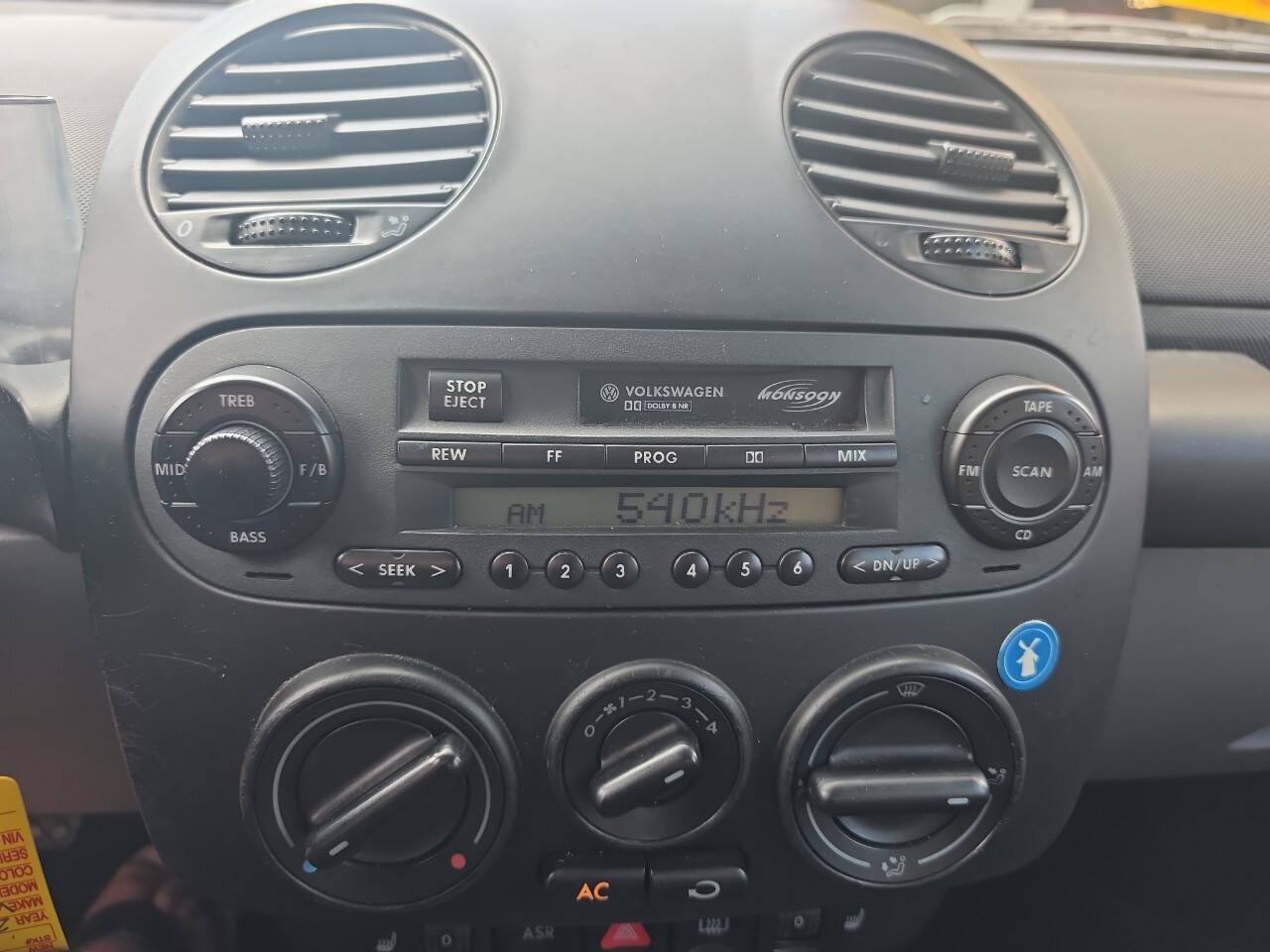 Used 2001 Volkswagen Beetle GLX FWD image 17