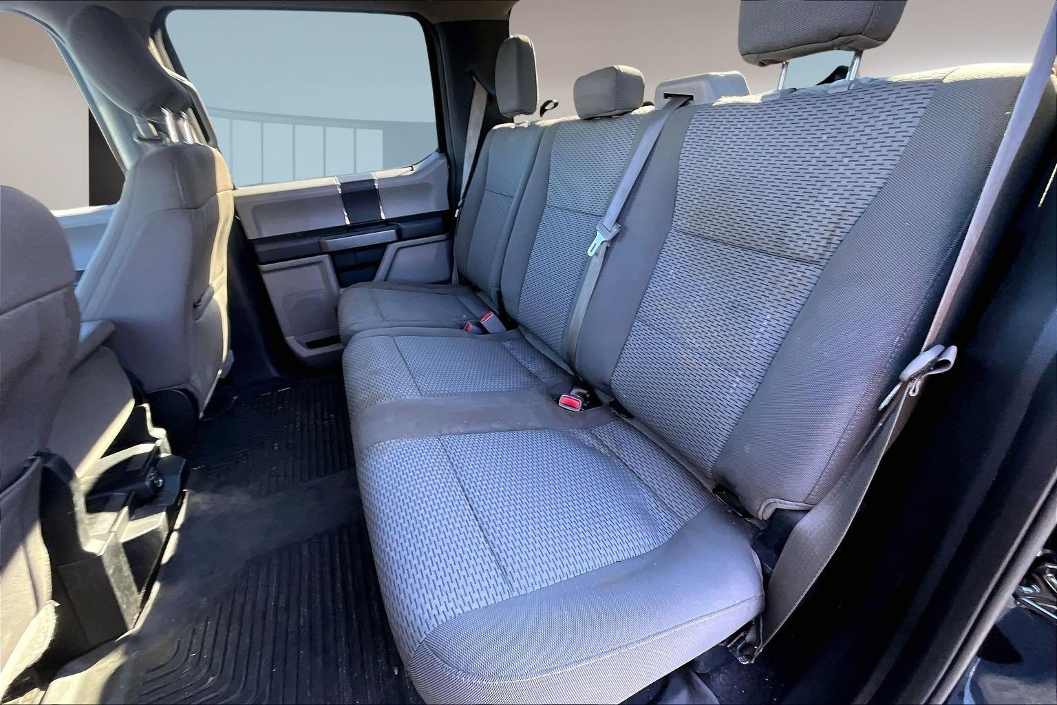 Used 2017 Ford F150 XLT image 15