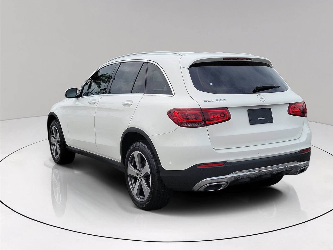 Used 2022 Mercedes-Benz GLC 300 image 4