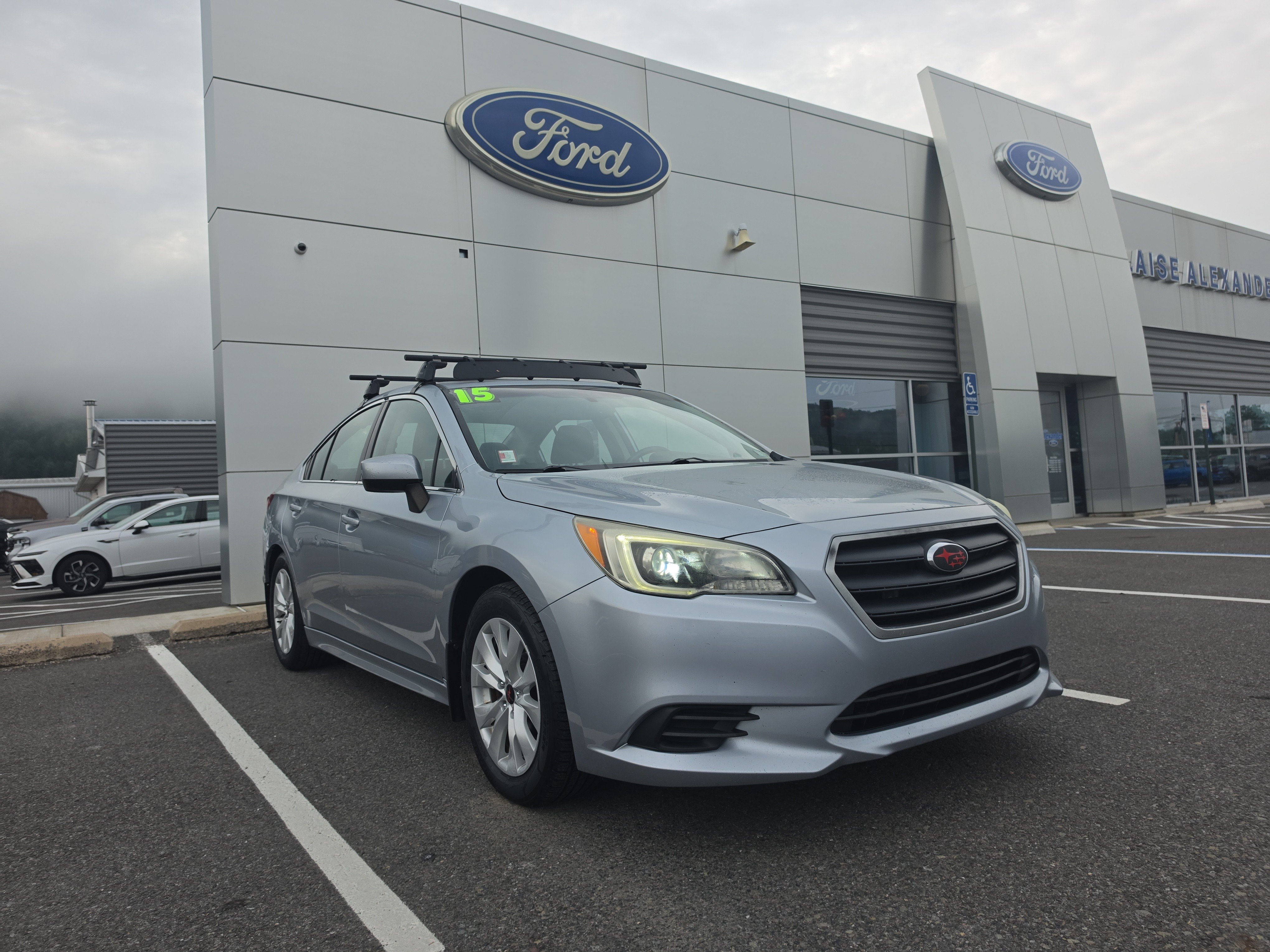 Used 2015 Subaru Legacy 2.5i Premium w/ Moonroof Package AWD/4WD image 1