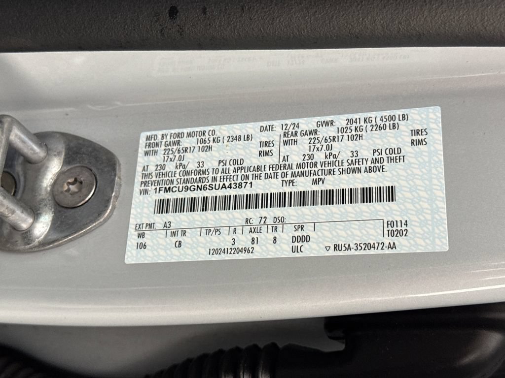Used 2025 Ford Escape Active AWD/4WD image 29