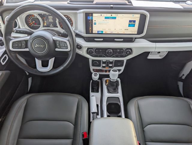 Used 2025 Jeep Gladiator Mojave image 5