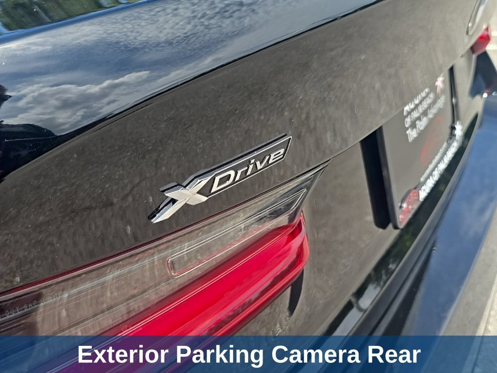 Used 2025 BMW 330i xDrive Sedan AWD/4WD image 11
