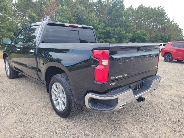 Used 2025 Chevrolet Silverado 1500 LTZ AWD/4WD image 12