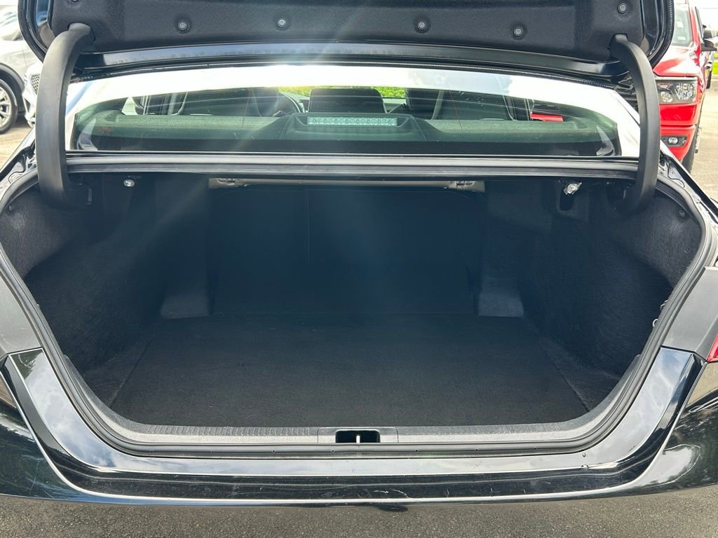 Used 2023 Toyota Camry SE image 40