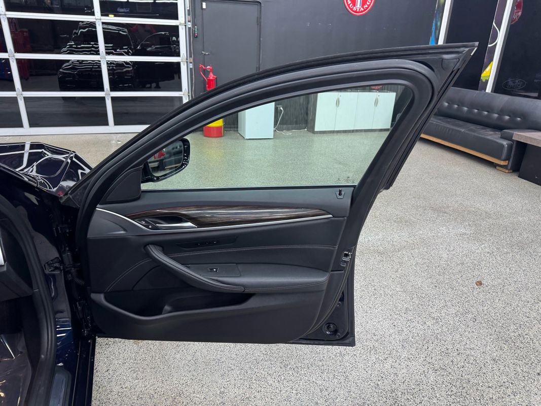 Used 2019 BMW 540i xDrive w/ Convenience Package image 18