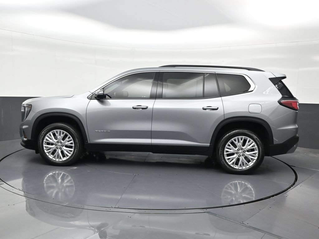 Used 2024 GMC Acadia Elevation w/ Luxury Package FWD image 2