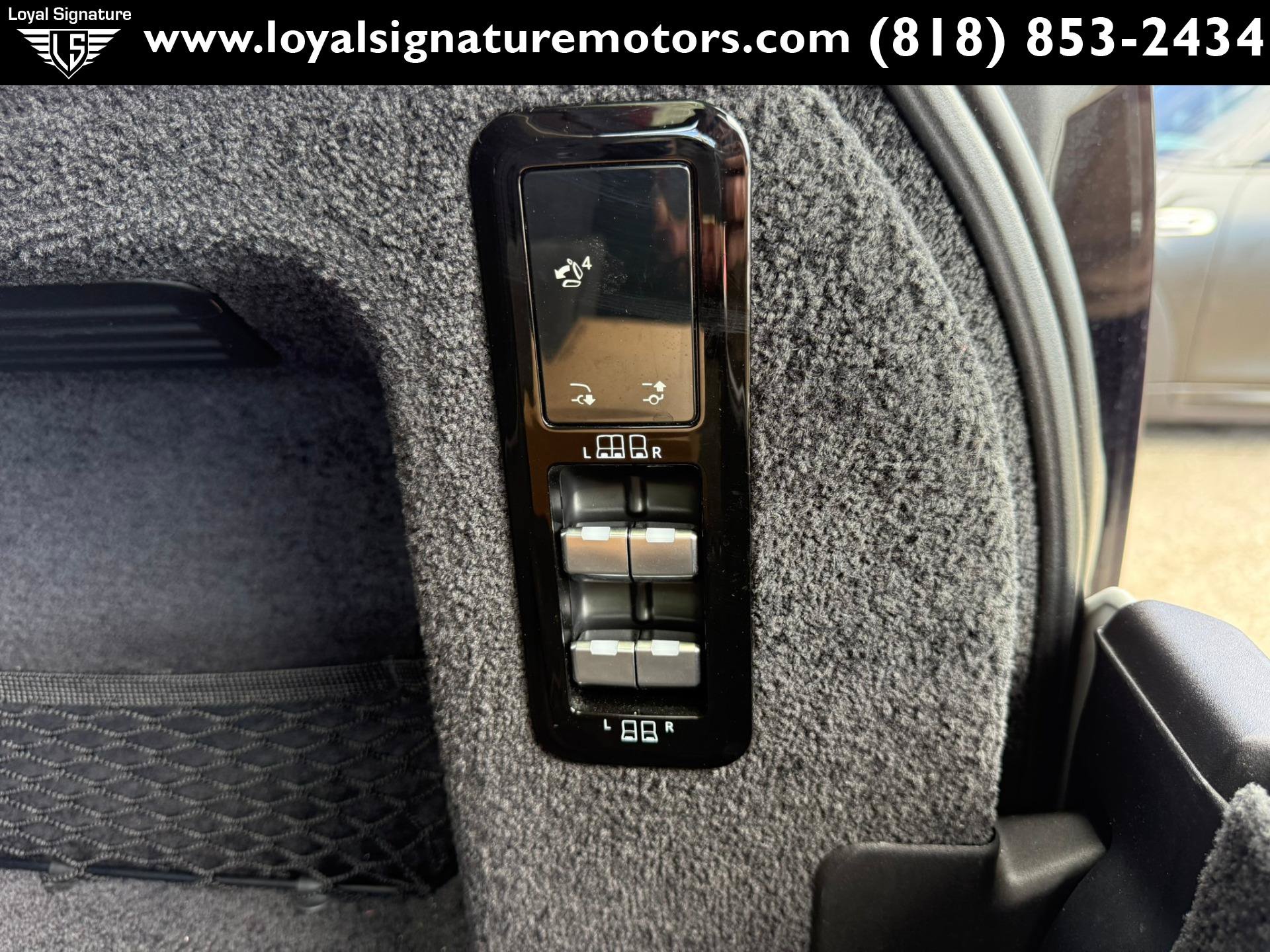 Used 2022 Land Rover Range Rover Long Wheelbase SE AWD/4WD image 14