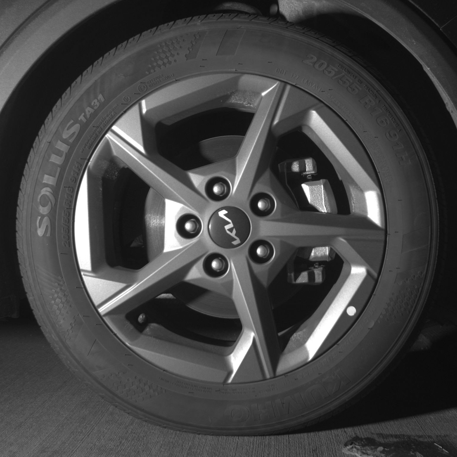 Used 2025 Kia K4 LXS image 13