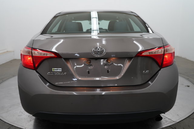 Used 2018 Toyota Corolla LE FWD image 6