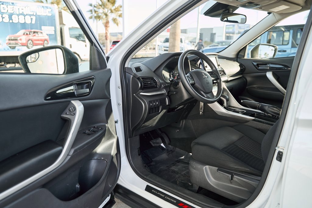 Used 2022 Mitsubishi Eclipse Cross ES image 18