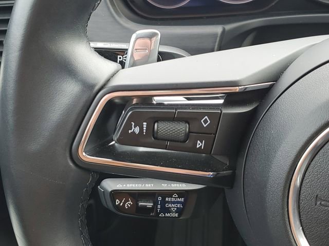 Used 2023 Porsche Panamera 4 Platinum Edition image 10