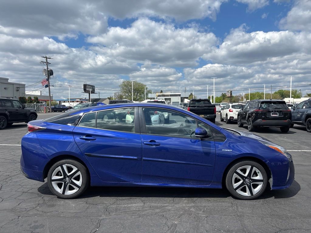 Used 2017 Toyota Prius Four Touring w/ Protection Package FWD image 5